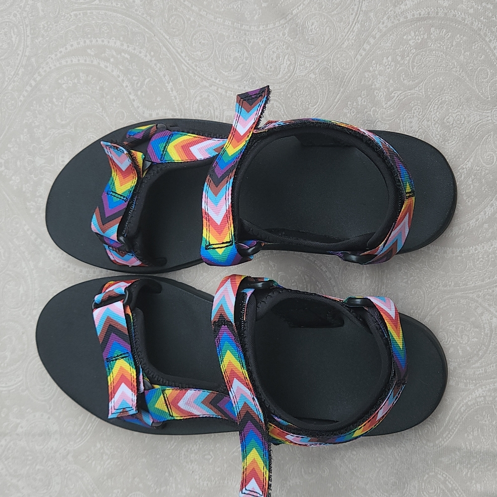 PRIDE sandals men's 8